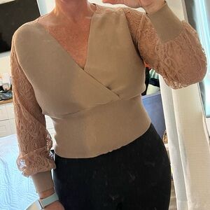Chic Me Elegant Lace Sleeve V-Neck Sweater‎ in Tan